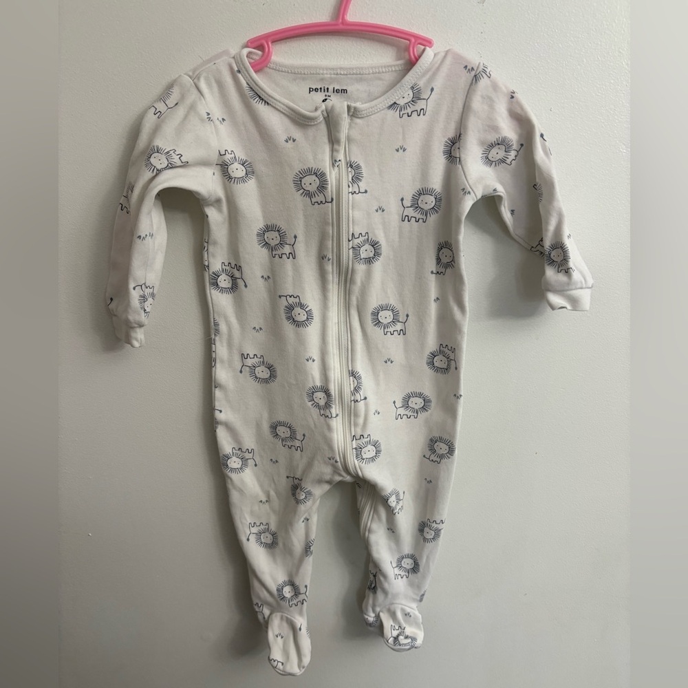Petit lem pajamas lion print unisex 9 months